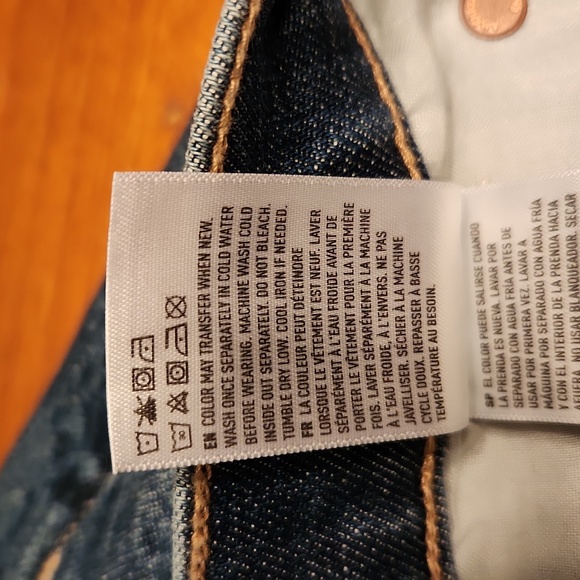 American Eagle Jeans - Picture 8 of 9
